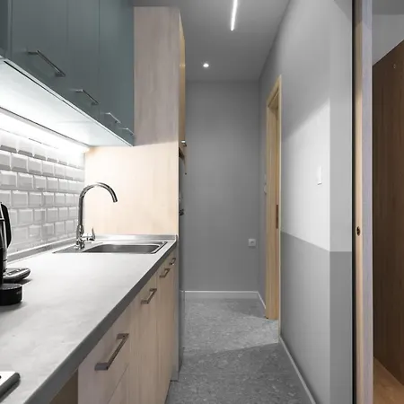 New Yorker, Nilie Hospitality Mgmt Апартаменты