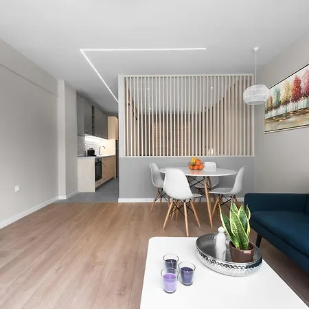 New Yorker, Nilie Hospitality Mgmt Апартаменты